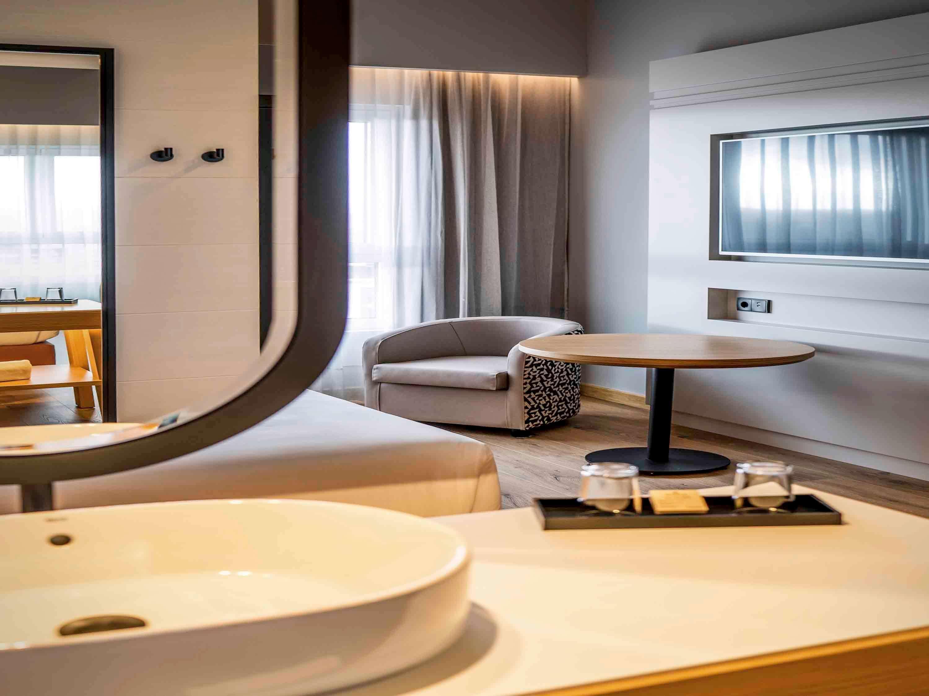 Mercure Lugo Centro Exterior photo